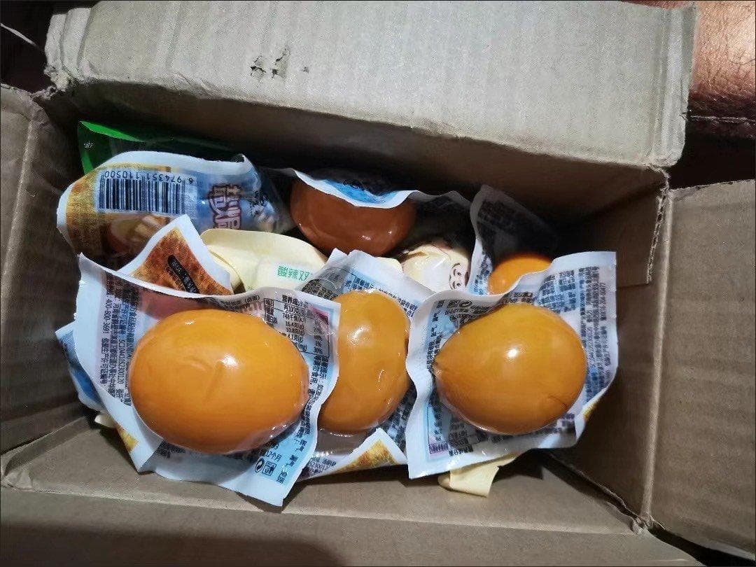 盐焗蛋：古老烹饪艺术的味蕾盛宴