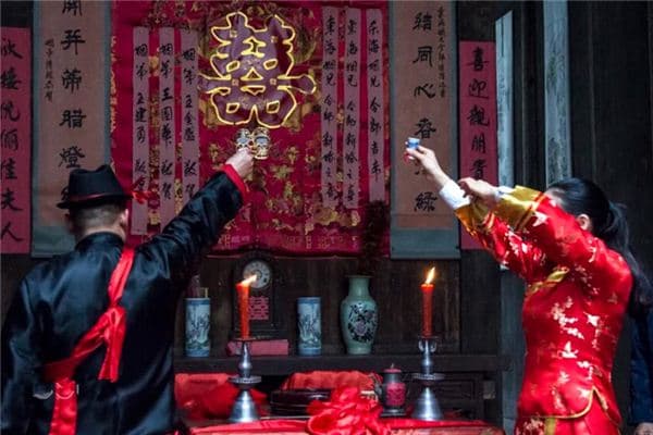 探析“梦见纳妾”背后的深层寓意