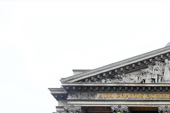 巴黎先贤祠，雨果、大仲马、居里夫人葬在这里