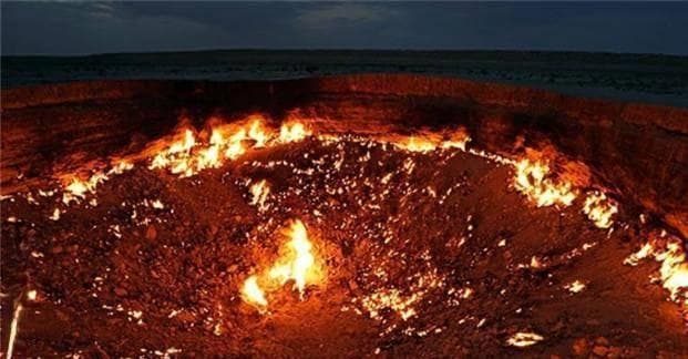 燃烧50年的“地狱之门”，每年损失500亿，为何至今无人敢灭？