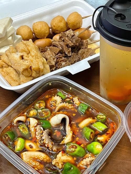 从日落看地球自转与公转的关系