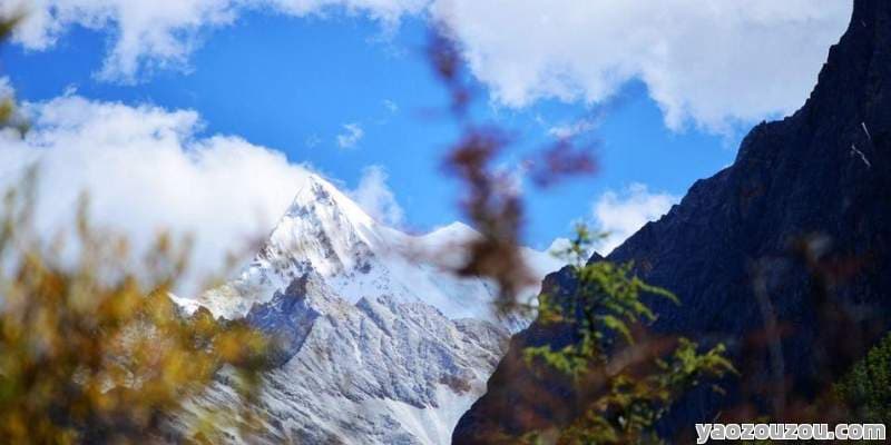 梅里雪山：云南第一高峰的自然人文之旅