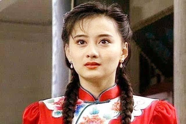 蒋勤勤：用坚韧精神克服低谷，以过硬演技赢得观众认可