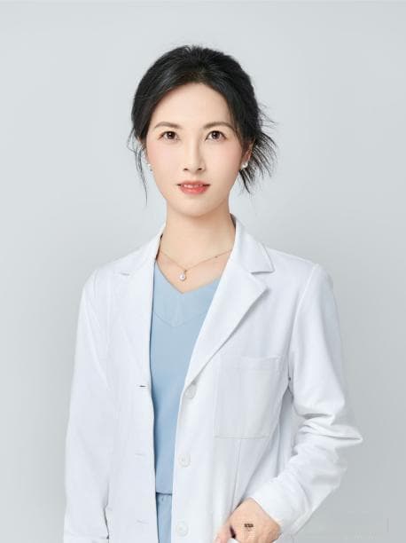 眼窝凹陷的三种类型及改善方法