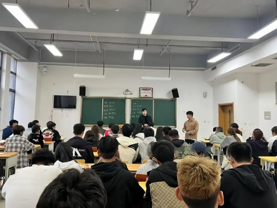 信息工程学院全覆盖开展诚信考试教育，以案说法筑牢思想防线
