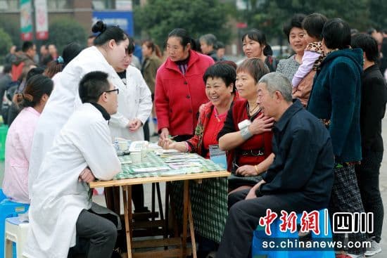 泸州江阳：“千亿强区”蹄疾步稳 幸福指数节节攀升