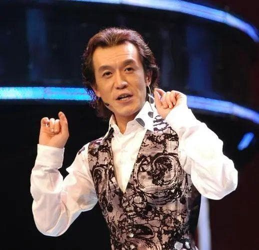 李咏与《非常6+1》：一个时代的经典回忆
