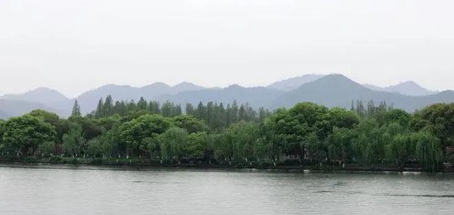 十首诗词，十种理想生活