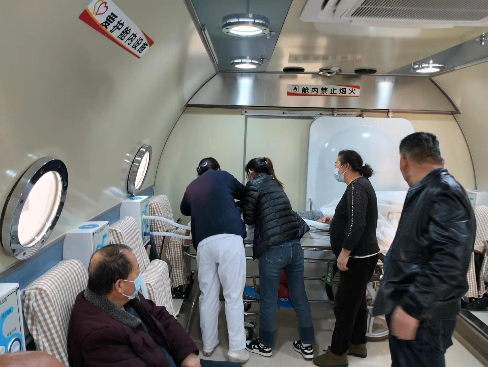 高压氧疗成功“唤醒”脑出血后昏迷21天患者