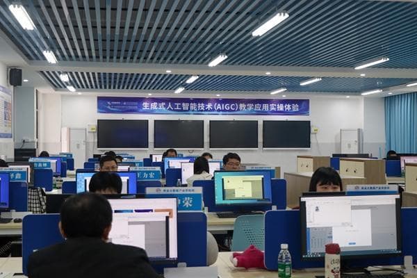 AI技术推动职业教育改革的切入点在哪里？