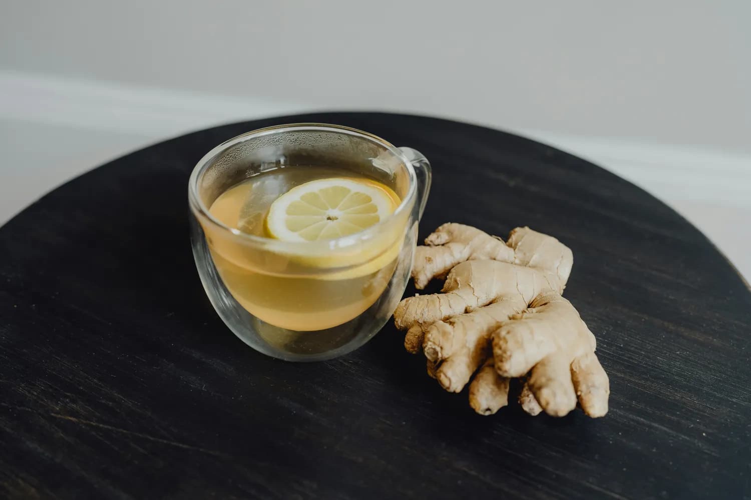 秋冬养生：生姜洋甘菊茶调理肠胃不适