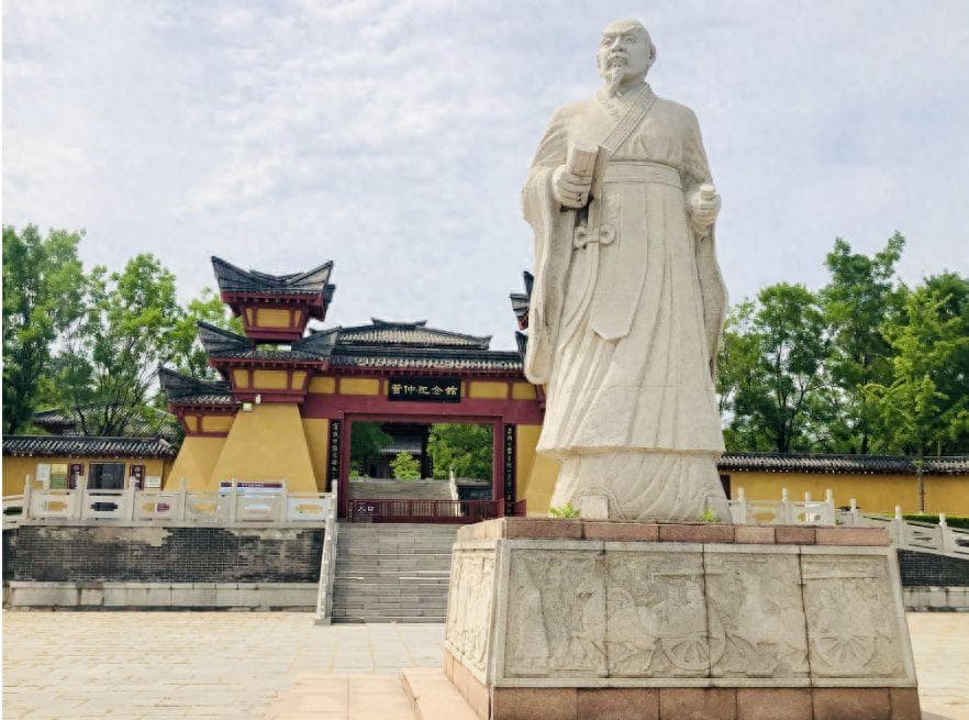 管仲：齐国称霸背后的改革家