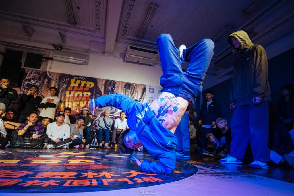 由街头跳进奥运大舞台！你认识霹雳舞吗？