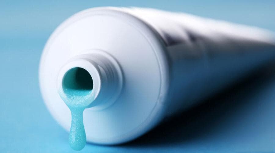 含氟牙膏，预防龋齿的功臣？还是氟中毒的祸首？