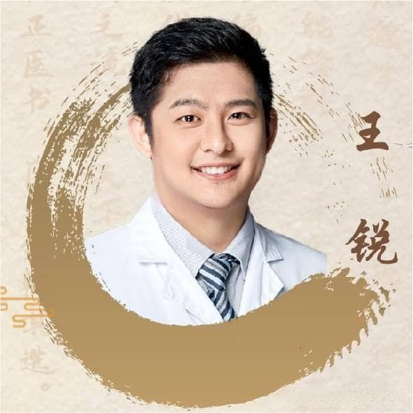 孩子突然不爱吃饭了？小儿厌食，是习惯还是信号？
