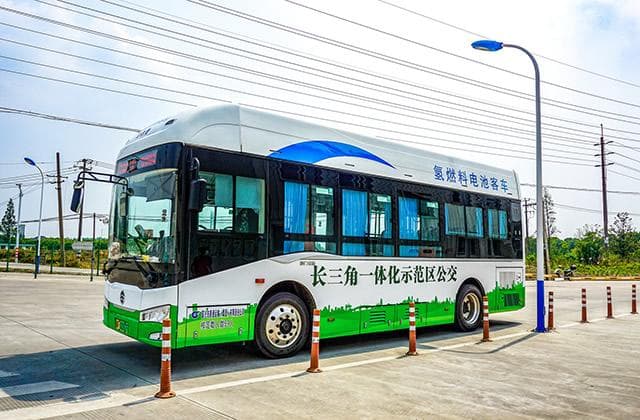 商用车车型大全及价格：客车、货车、特种车、半挂牵引车详解