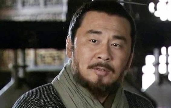 《三国演义》与《三国志》里曹操的形象相比，有哪些不同的地方？