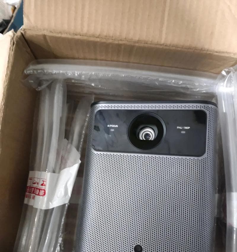 投影仪画面模糊且闪屏是什么问题？如何快速解决？
