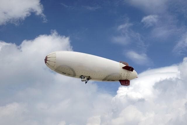 临近空间飞艇技术难点简析