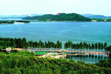 武汉东湖生态旅游风景区：游玩攻略与实用信息