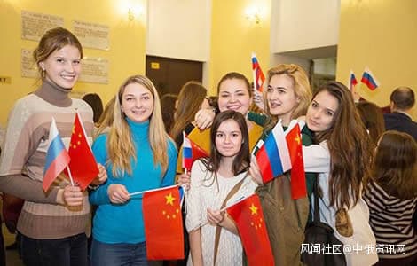 人民日报：深化中俄人文交流合作——让中俄两国人民的心靠得更近