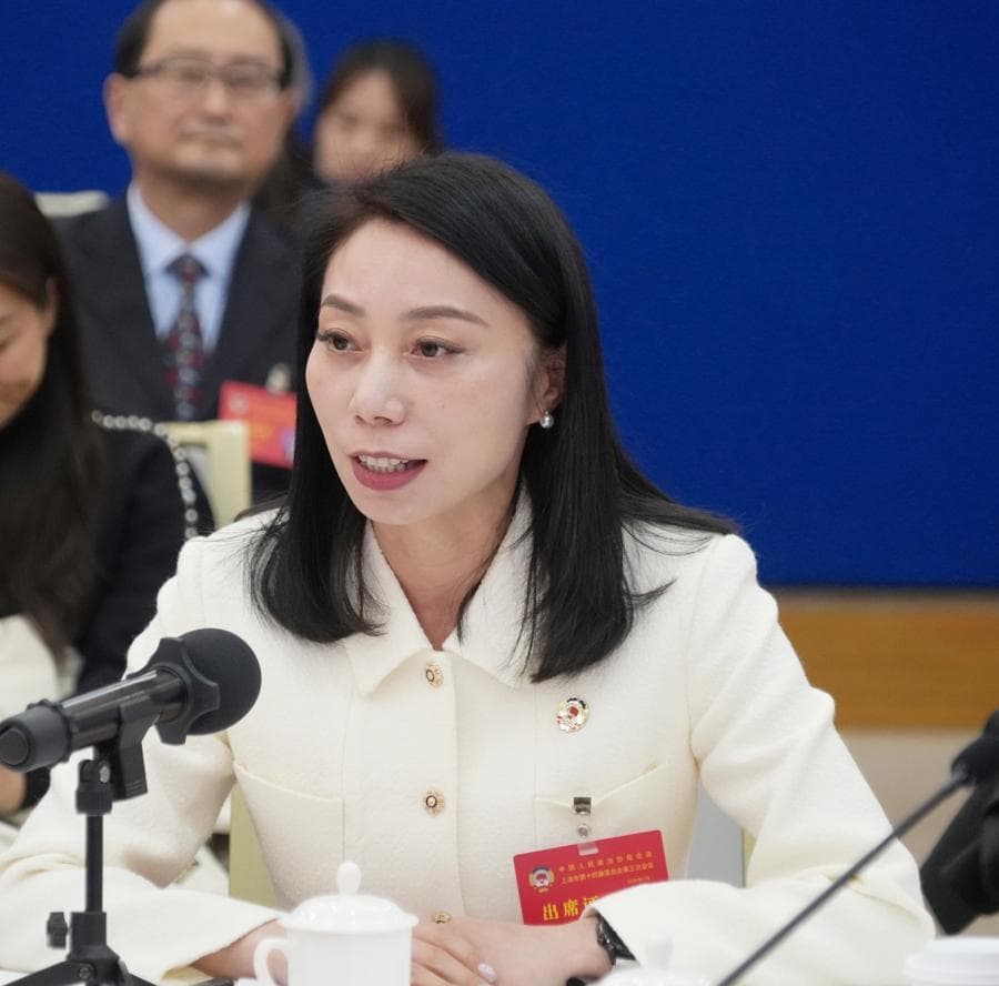多份委员提案聚焦青少年心理健康，关注校园“隐性”欺凌