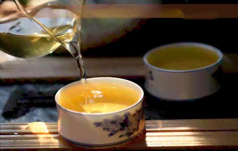 红茶摄入量：一天喝多少克最适宜？了解饮用量以保持健康