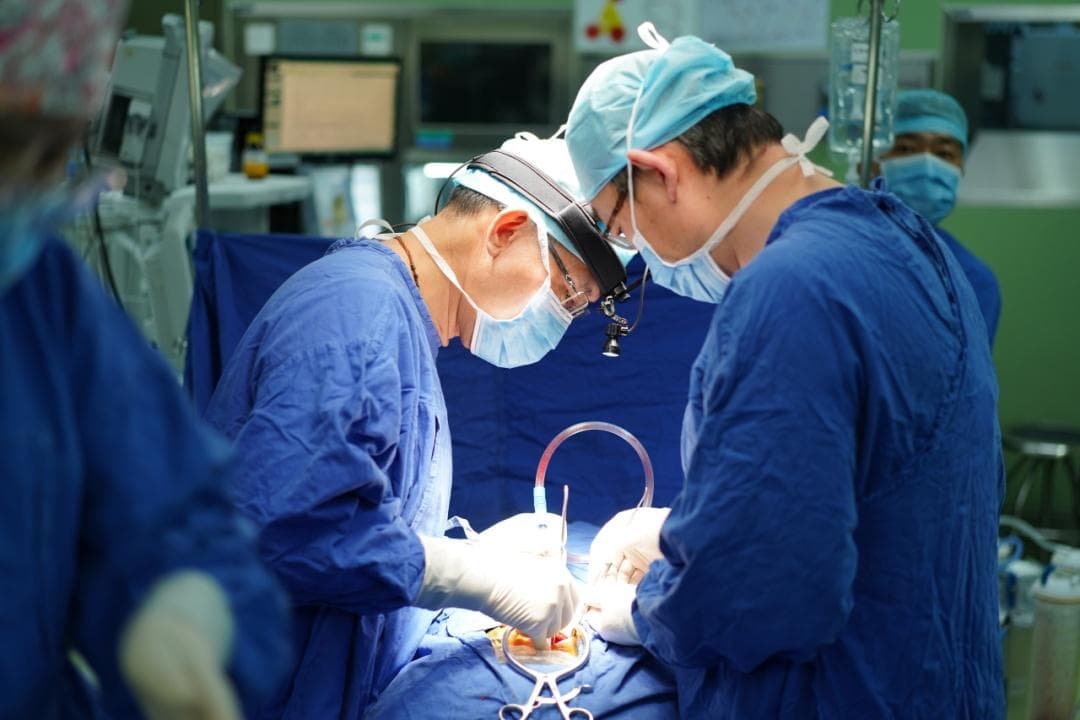 “华山方案”攻坚颈椎疑难病，打造腰椎退变性疾病诊治新体系