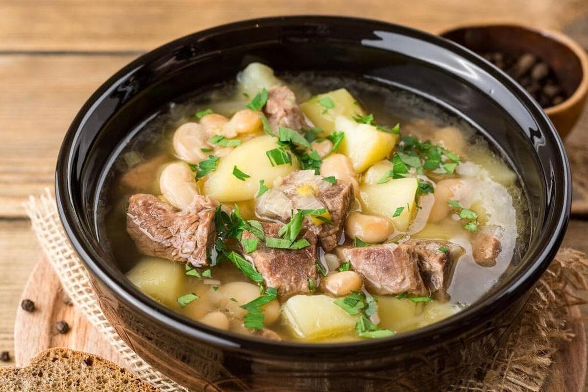 家庭厨艺指南：清炖牛肉的制作秘籍