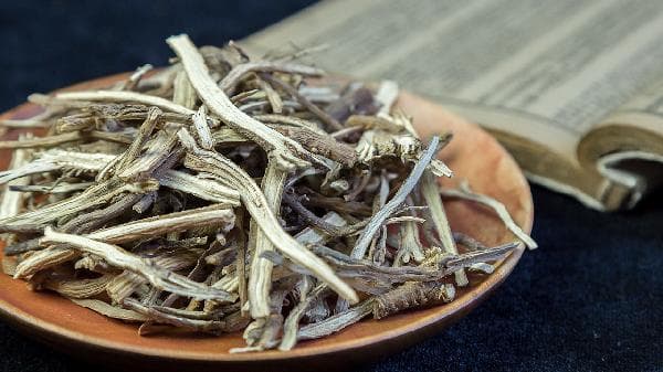 布洛芬和小柴胡颗粒可以一起吃吗