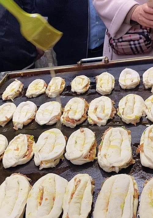 非遗美食陕西锅盔：传统工艺遇上互联网+，从面点之王到全国餐桌