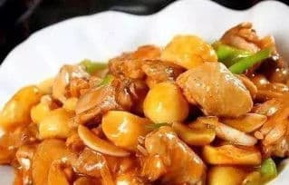 创新美食：糖炒栗子融入家常菜的妙招与美味食谱