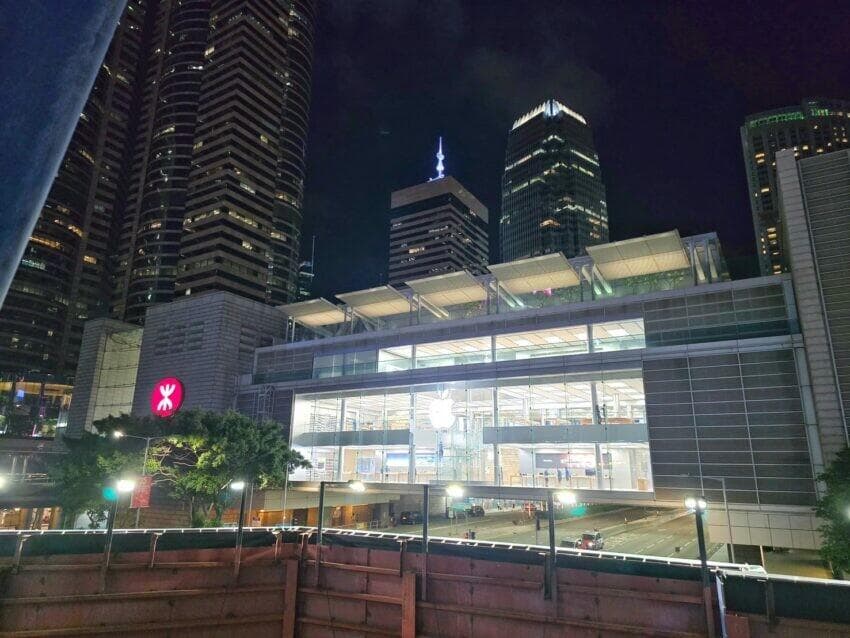 香港地铁攻略：港铁路线、香港地铁图、八达通/一日券车票优惠、必拍香港九宫格