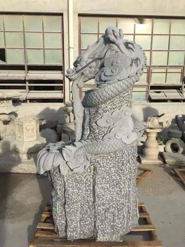 石雕十二生肖：传统文化中的爱情密码