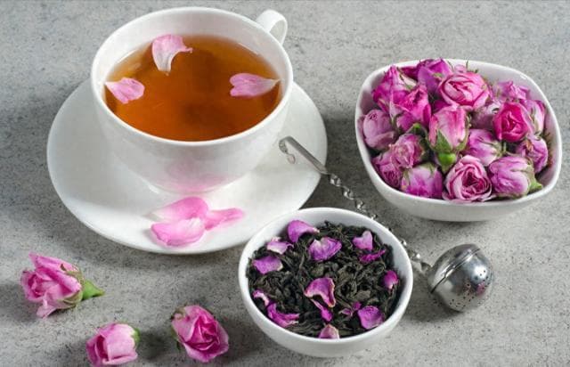 玫瑰花茶用开水泡还是温水泡？可以泡几次茶？分享正确泡法和禁忌