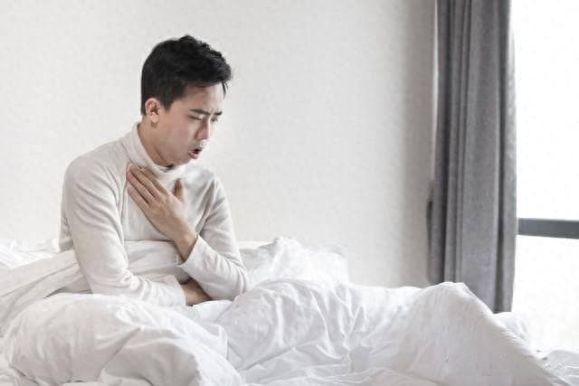 秋季来临，慢性咳嗽患者如何调整生活方式？