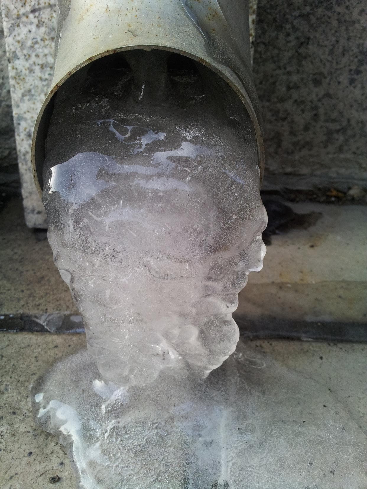 快速解冻水管的办法