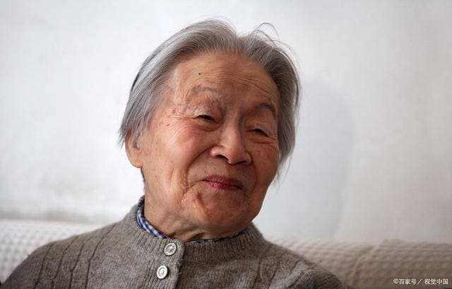 书卷多情，灵魂不贫：在《干校六记》中领悟杨绛的精神之光