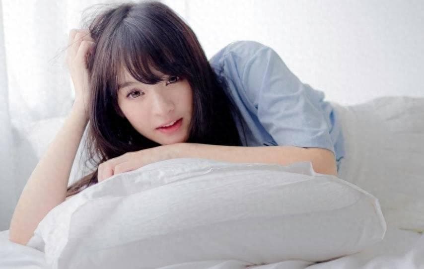 女生说没话题怎么回复， 教你十个幽默高情商回复！