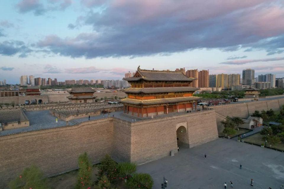 “煤都”大同转型文旅名城：云冈石窟、悬空寺等20处必游景点