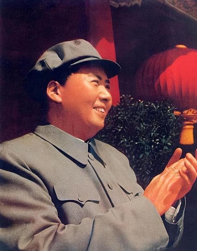 毛主席是化用古今中外古典诗词的大师！