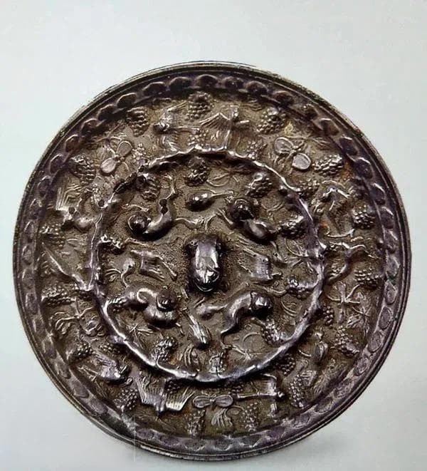 胡风汉韵：粟特人安菩家族与唐朝洛阳的文化交融
