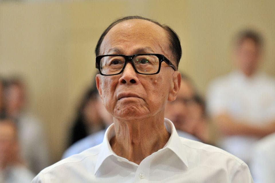 李嘉诚出售巴拿马港口引争议，院士发声支持引发舆论热议
