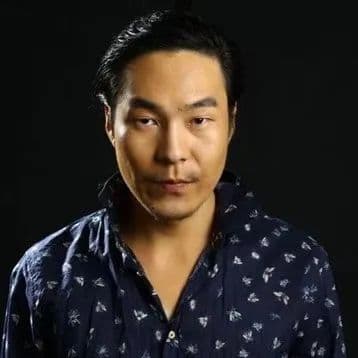 《最后一杆猎枪》：人狼情仇间的生命礼赞