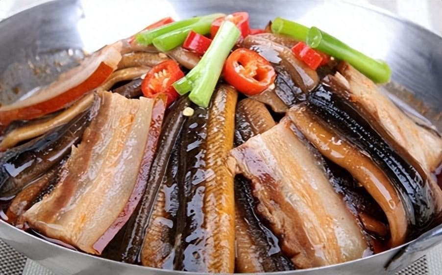 常吃"鳝鱼"有啥好处？医生：或能解决6个问题，这5种人不能贪嘴
