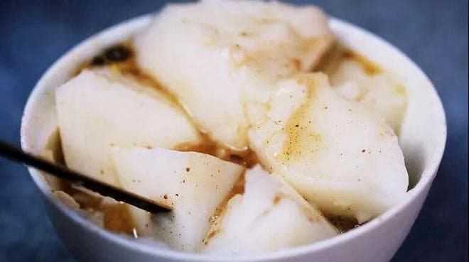 宾阳美食：软糯Q弹的盐糕，承载着童年的味道