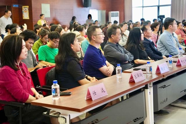 《魔戒》译者与文化学者分享会：探索奇幻经典的翻译与文化内涵