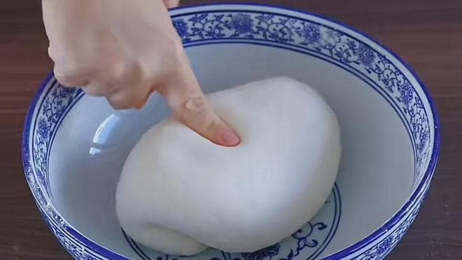 腊八节必吃的饺子：白菜猪肉馅的制作全攻略