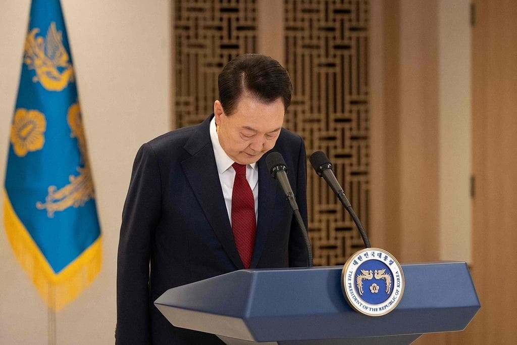 韩国执政党为何对“弹劾尹锡悦”立场反复横跳？