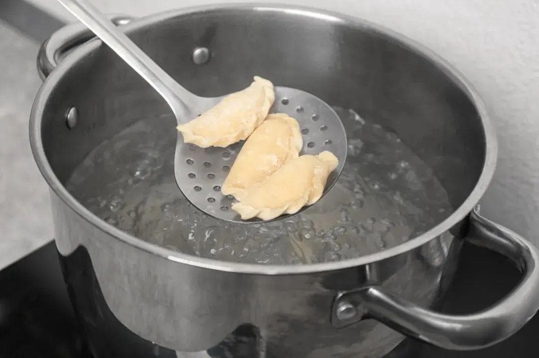 爸妈，煮饺子真的不用中途加凉水了